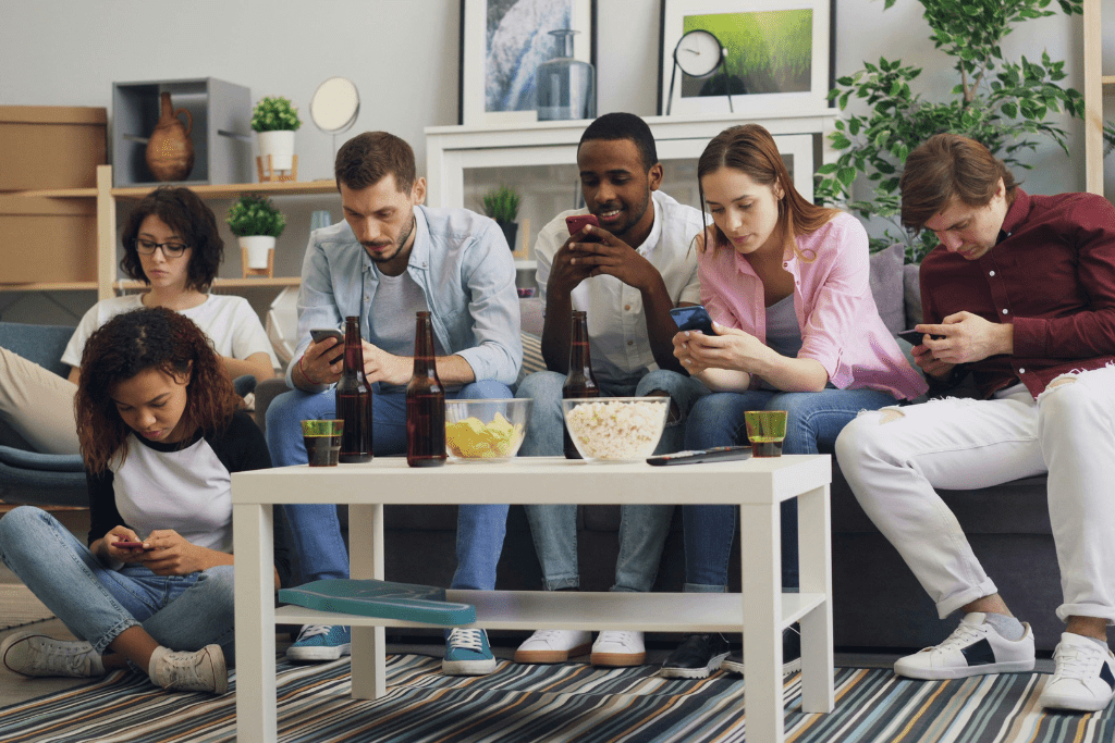 Tecnologia e ferramenta nao substituto de pessoas, dialogos, relaçoes humanas
